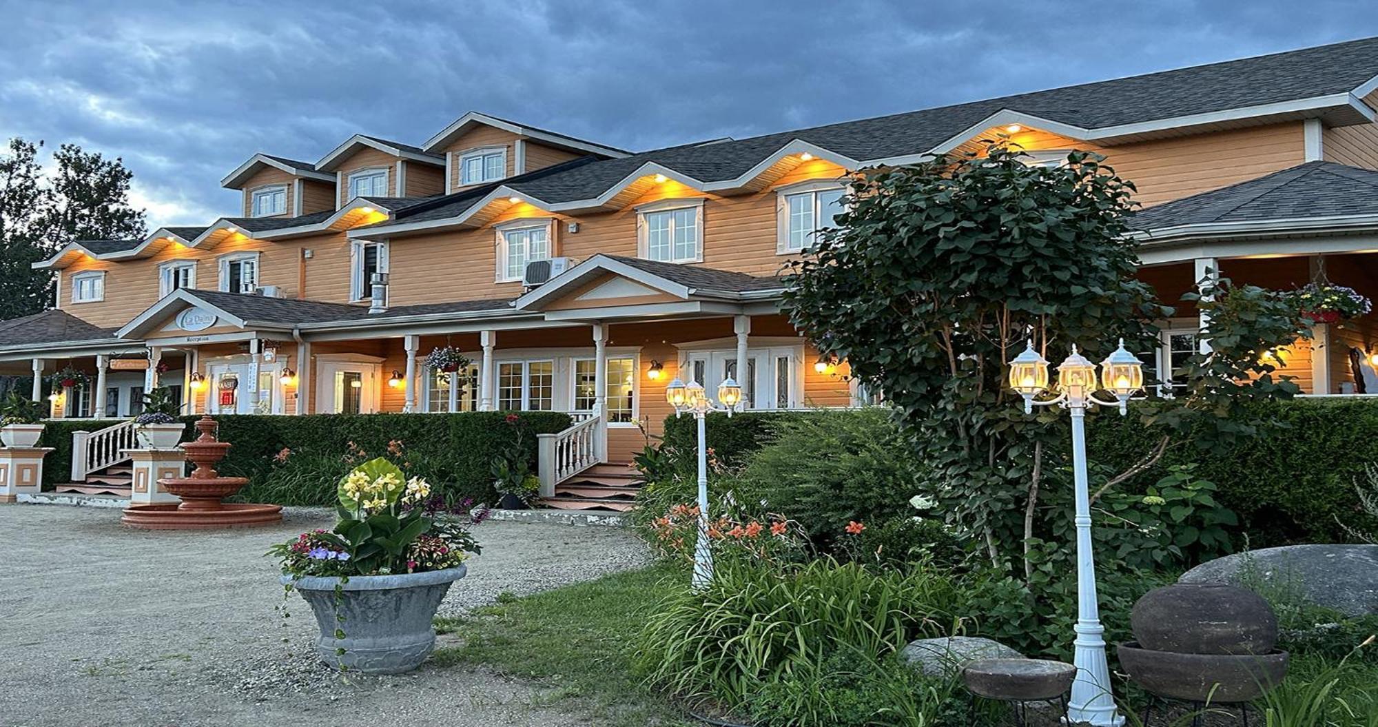Auberge La Daina ベー・サン・ポール エクステリア 写真